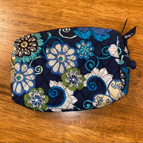 Vera Bradley Blue Floral Small Cosmetic travel bag - Picture 2 of 14